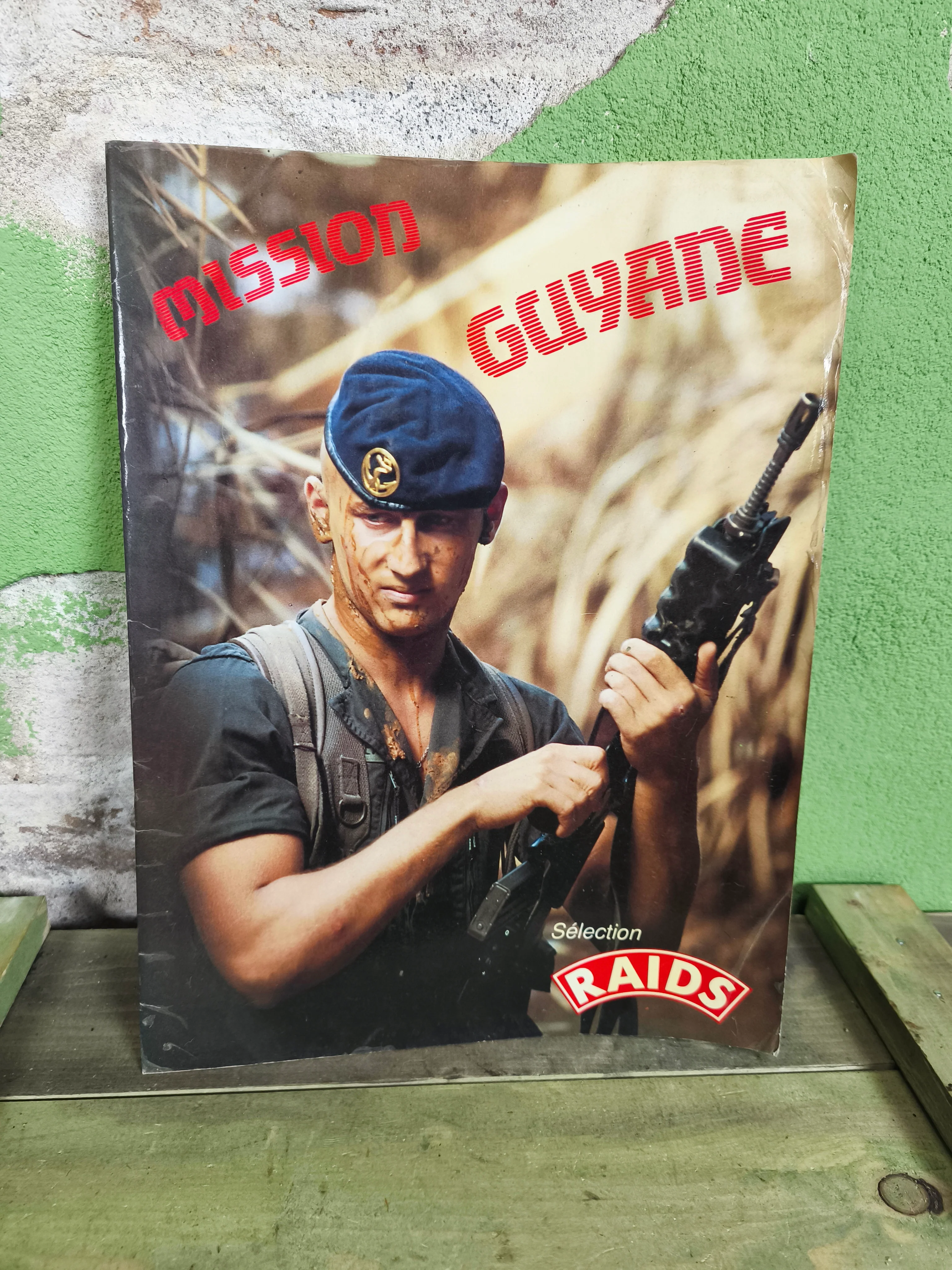 French RAIDS Military Magazines 1987-2002 - Image 28