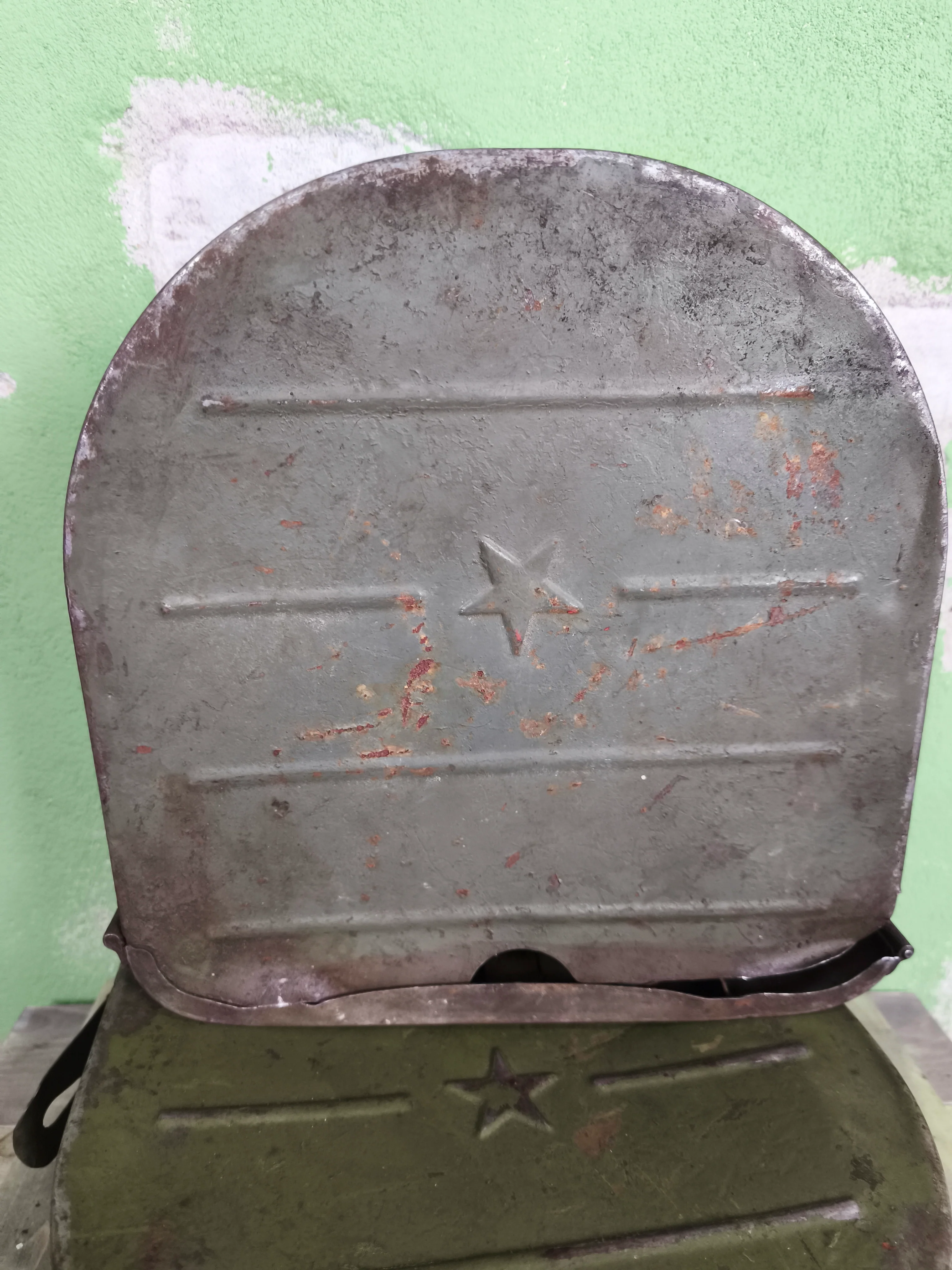Soviet Degtyaryov DP-28 Pancake Magazine Box - Image 3