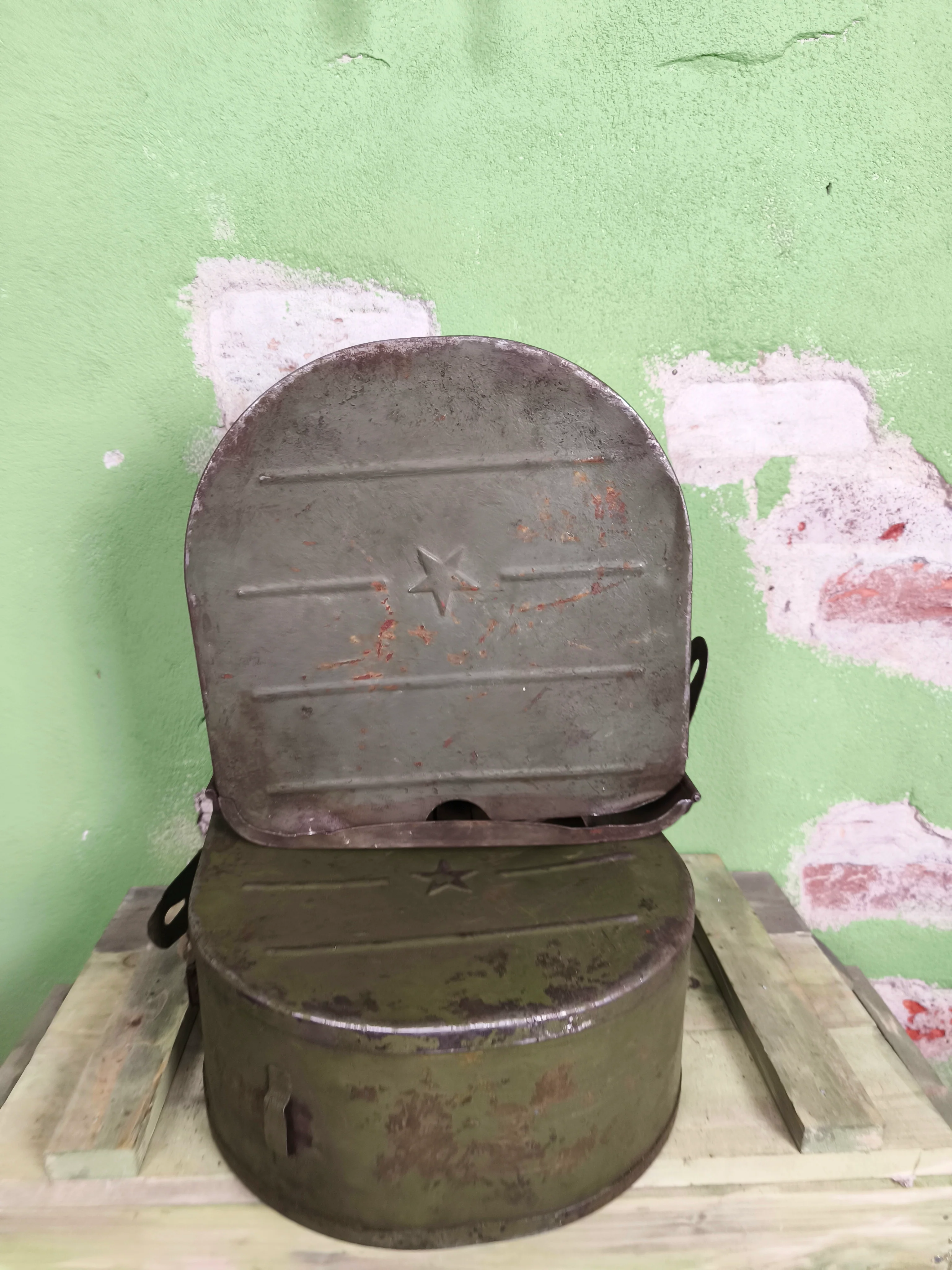 Soviet Degtyaryov DP-28 Pancake Magazine Box - Image 4