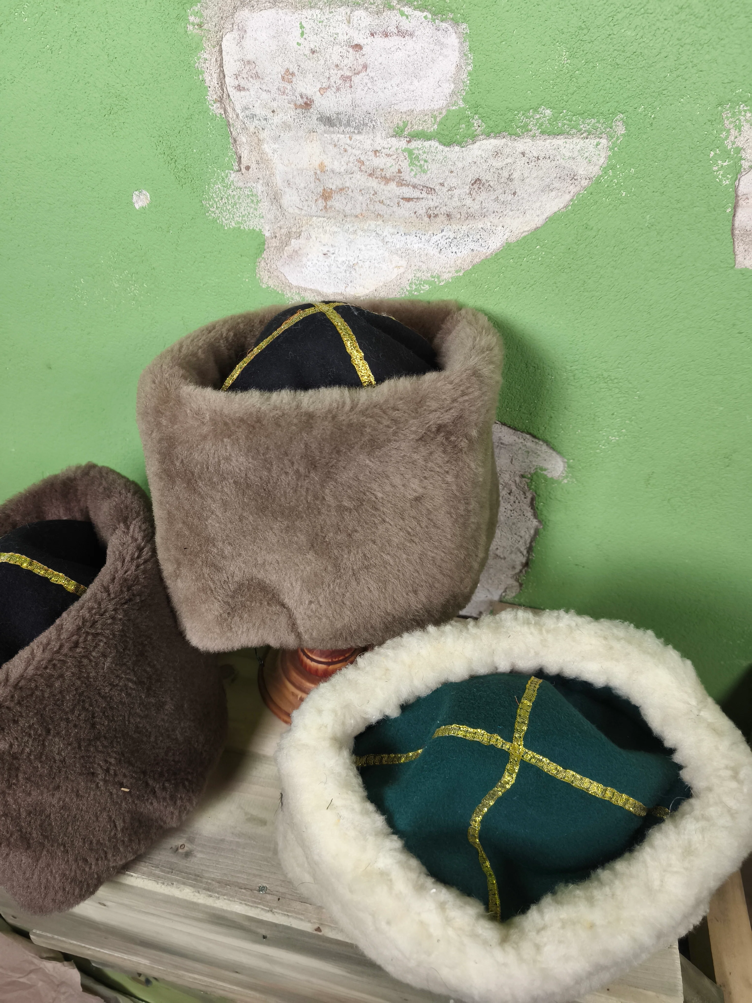 Kubanka Faux Fur Cossack Papakha - Image 2