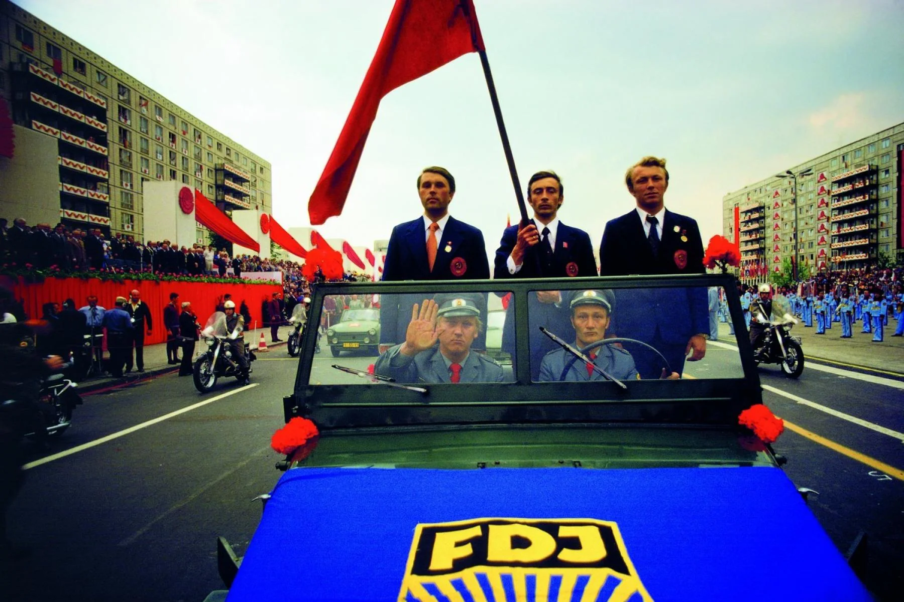 DDR FDJ Banner Flag 200x110cm / 79''x 43'' - Image 8