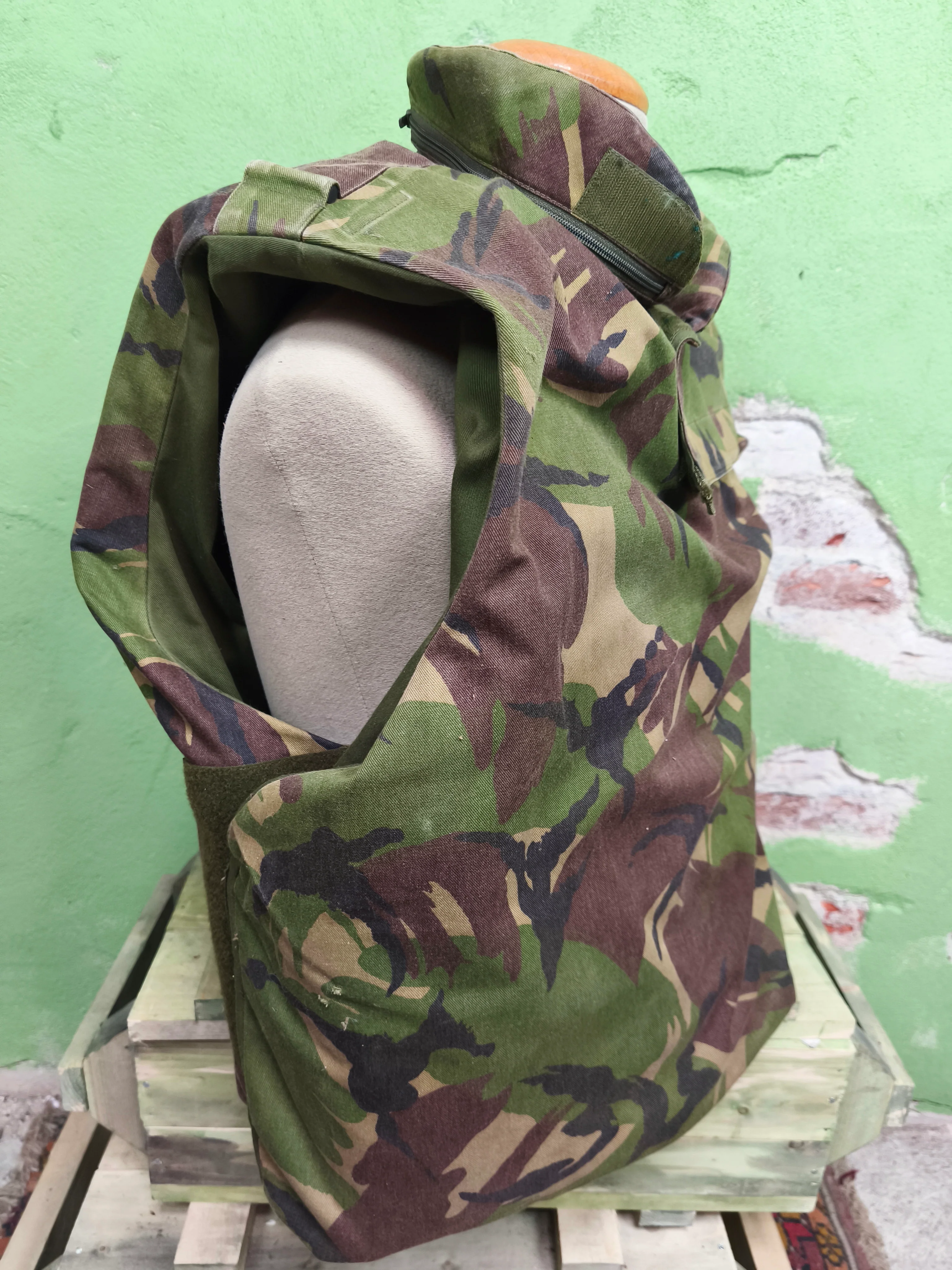 Issued Dutch DPM Flak Vest [XL] - Image 3