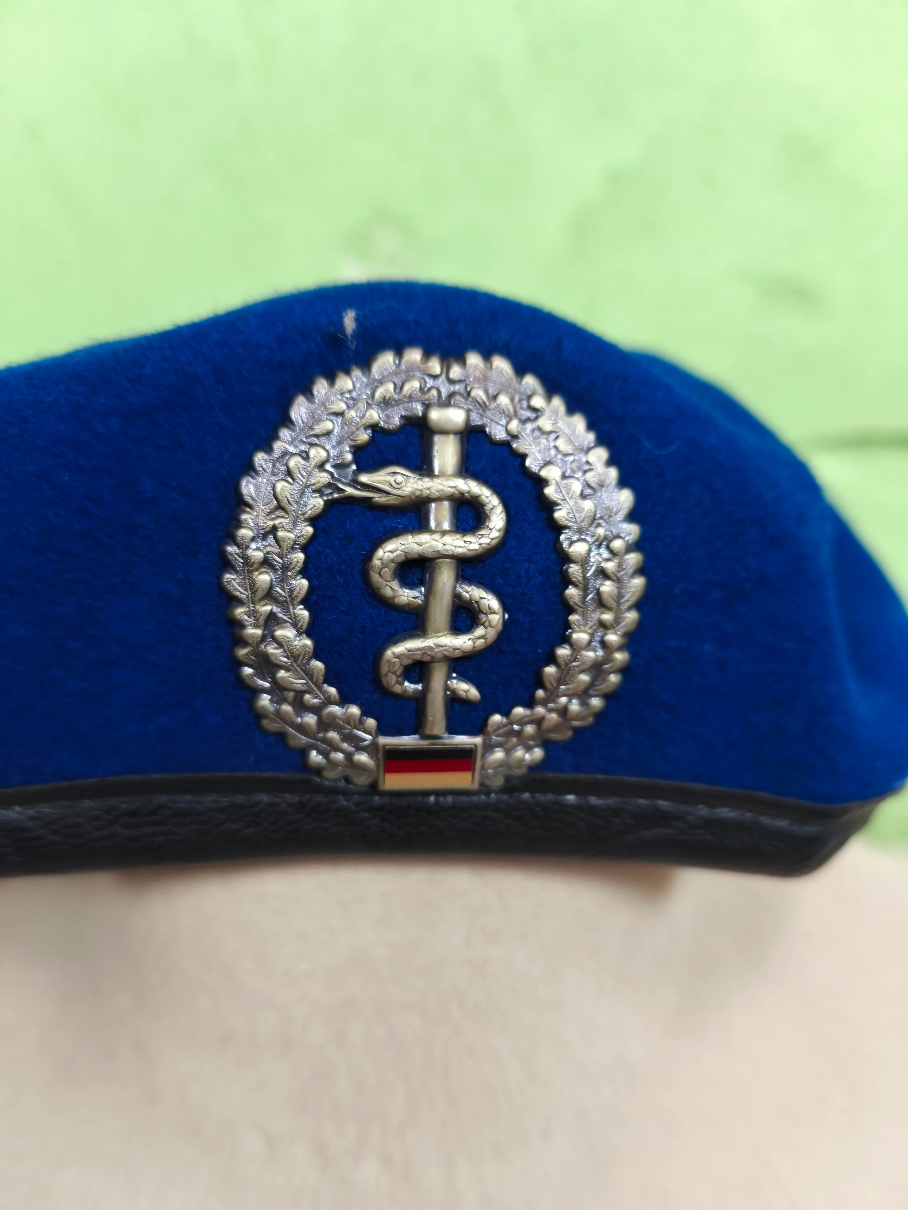 German Bundeswehr Berets (Sanitäter, Panzergrenadier, Jägertruppe) - Image 3