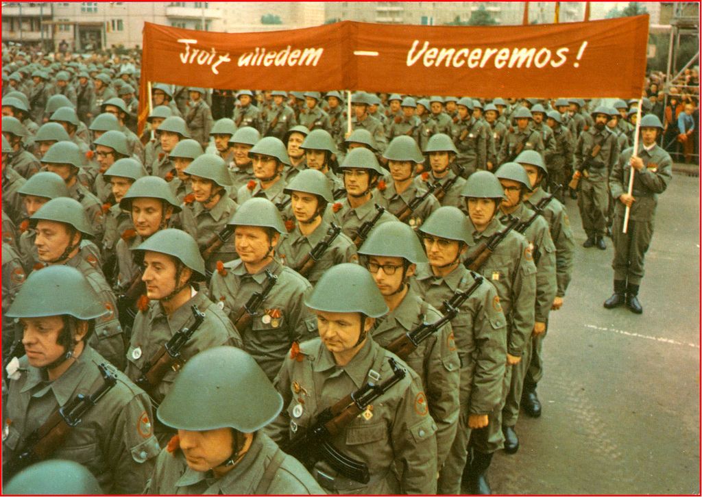 Heavy Issued East German DDR M56/76 Helmet - Image 6