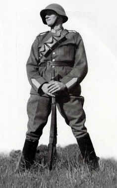Issued Swiss Steel M18/40 Helmet - Image 9