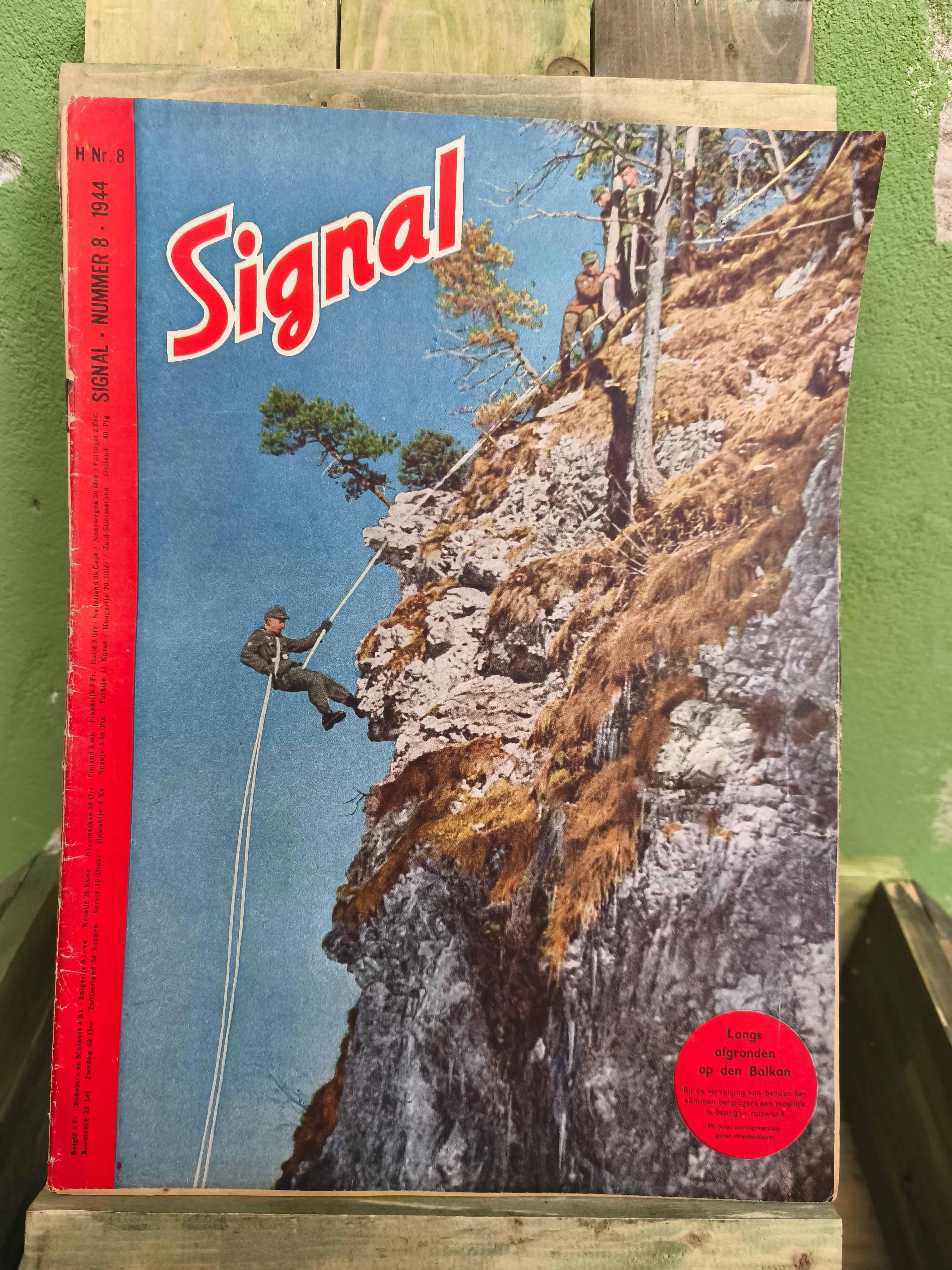WW2 Wehrmacht Propaganda Magazine "Signal" (French, Dutch, Belgian) - Image 35