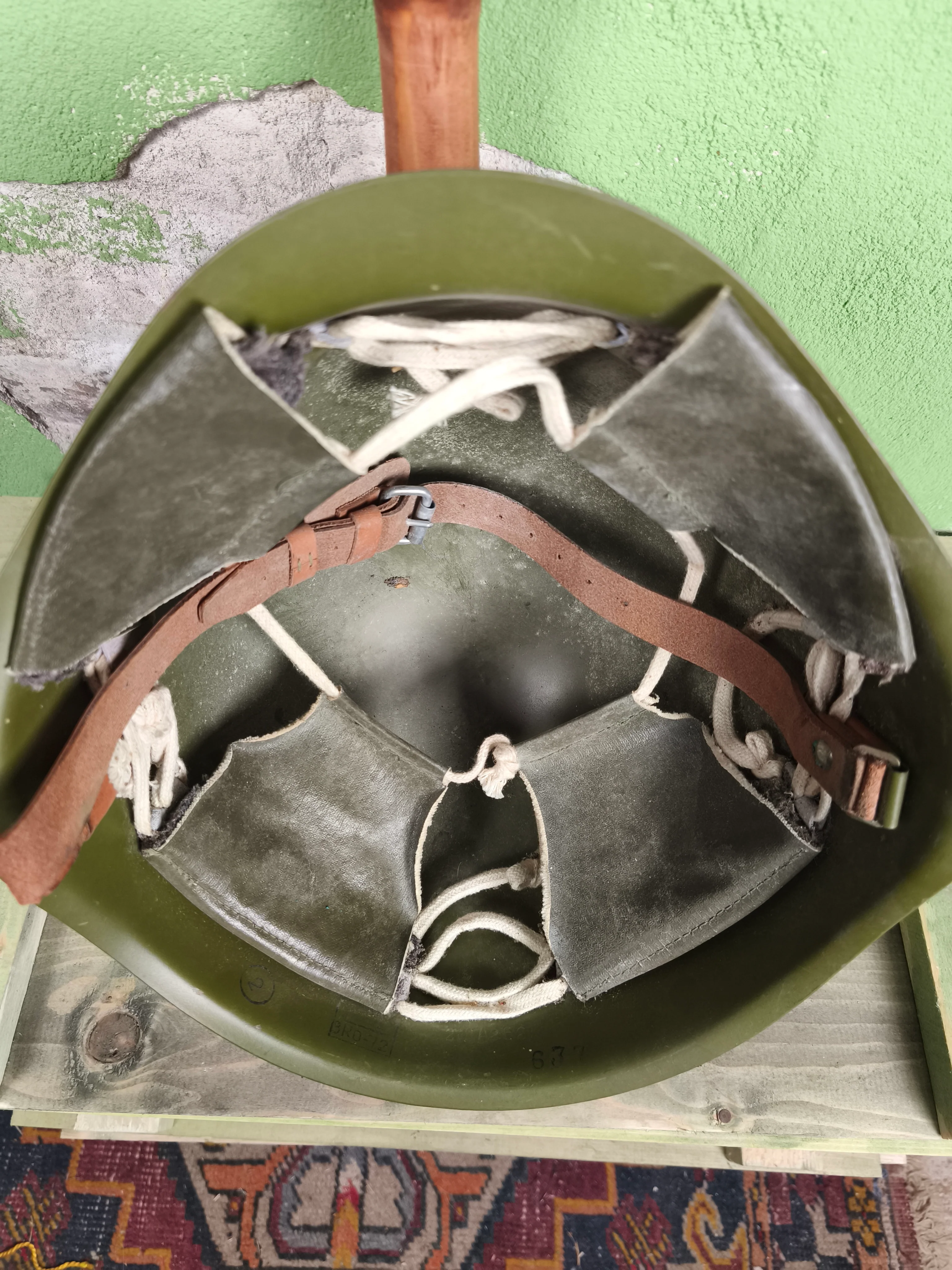 Soviet SSH-60 Steel Helmet - Image 4