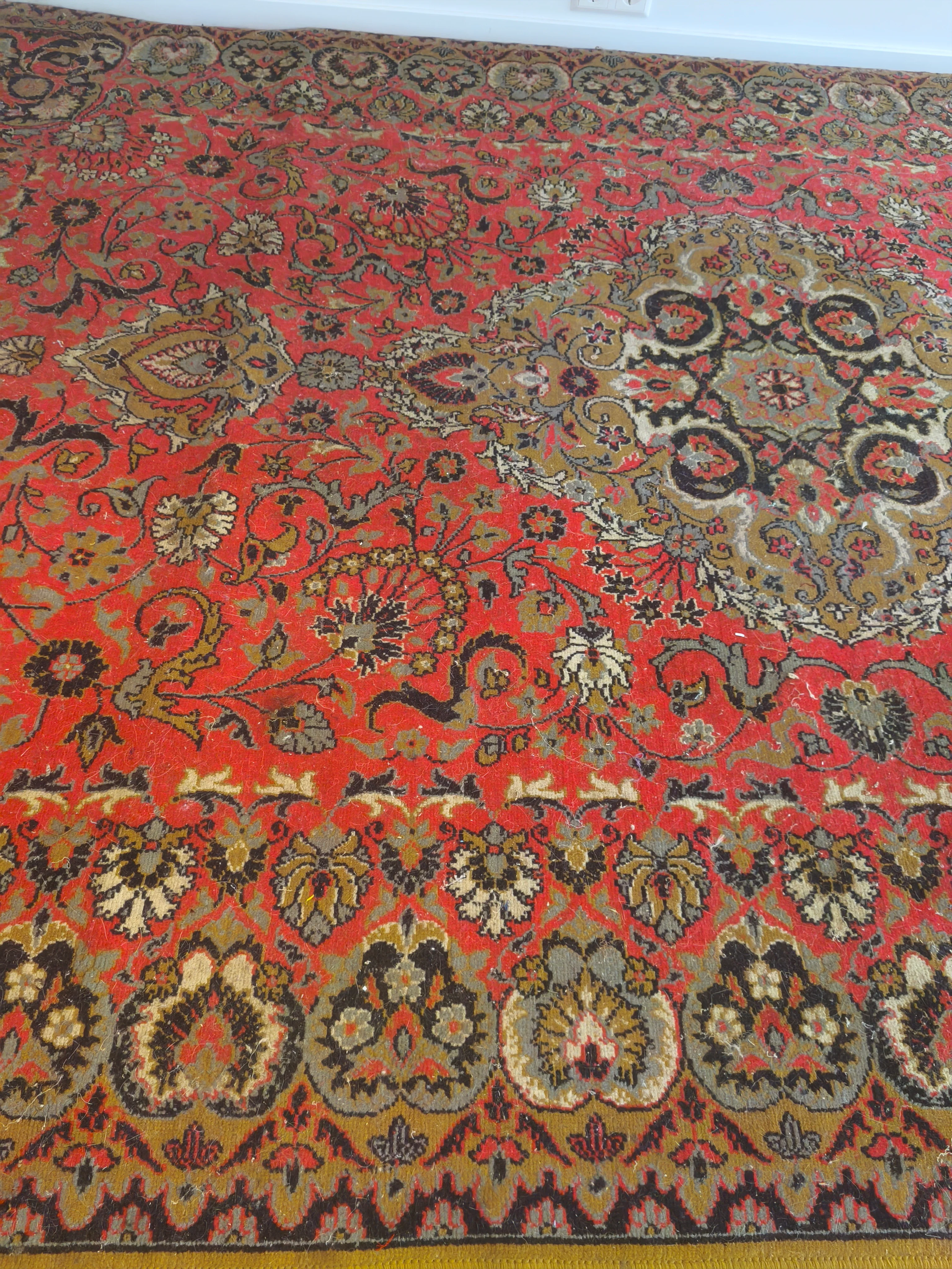 Soviet Wall Carpet 300x200cm / 6.5 x 9.8 feet - Image 4