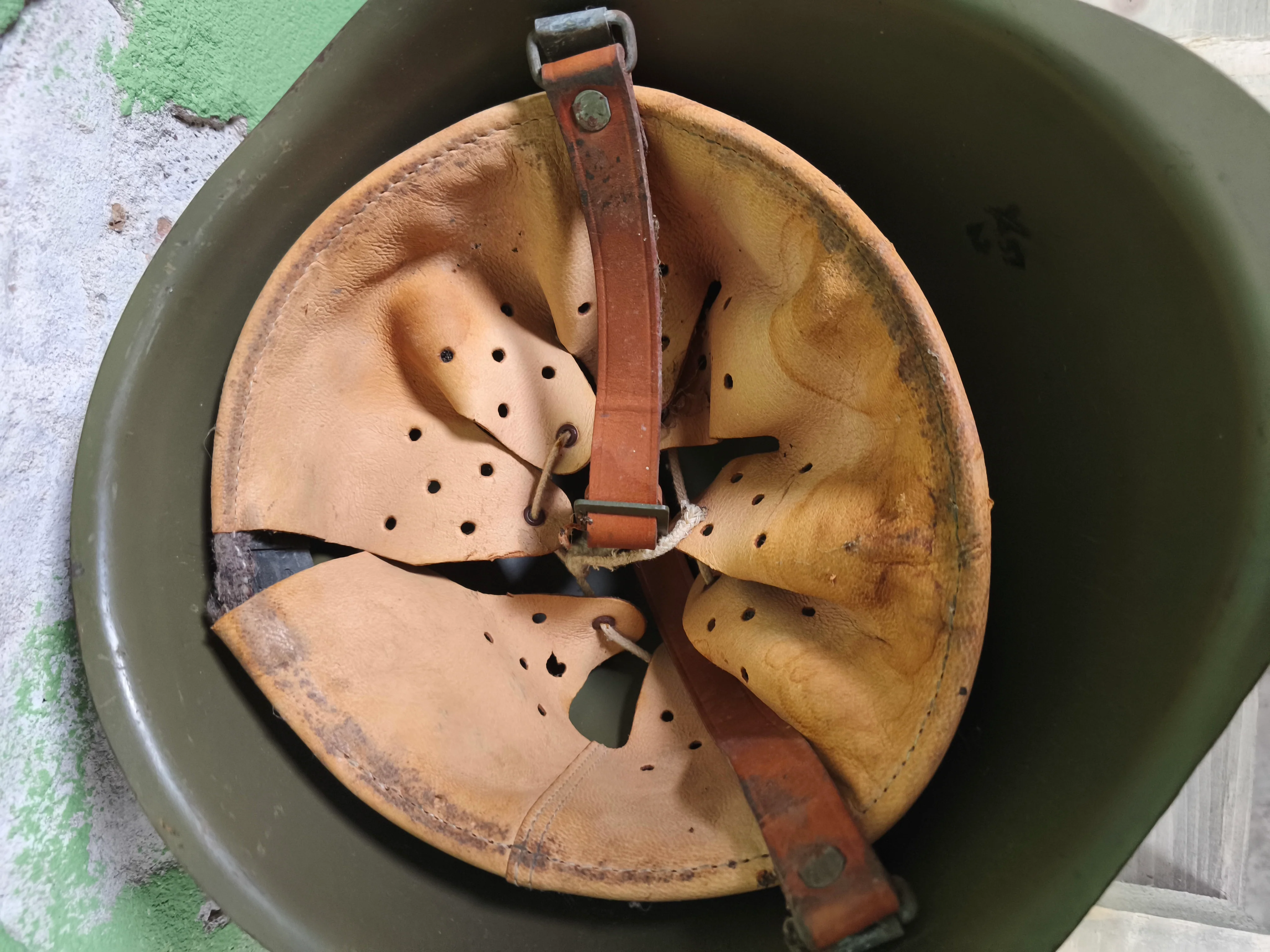 Issued Czechoslovakian VZ-53 /  M53 Helmet Warsaw Pact - Image 5