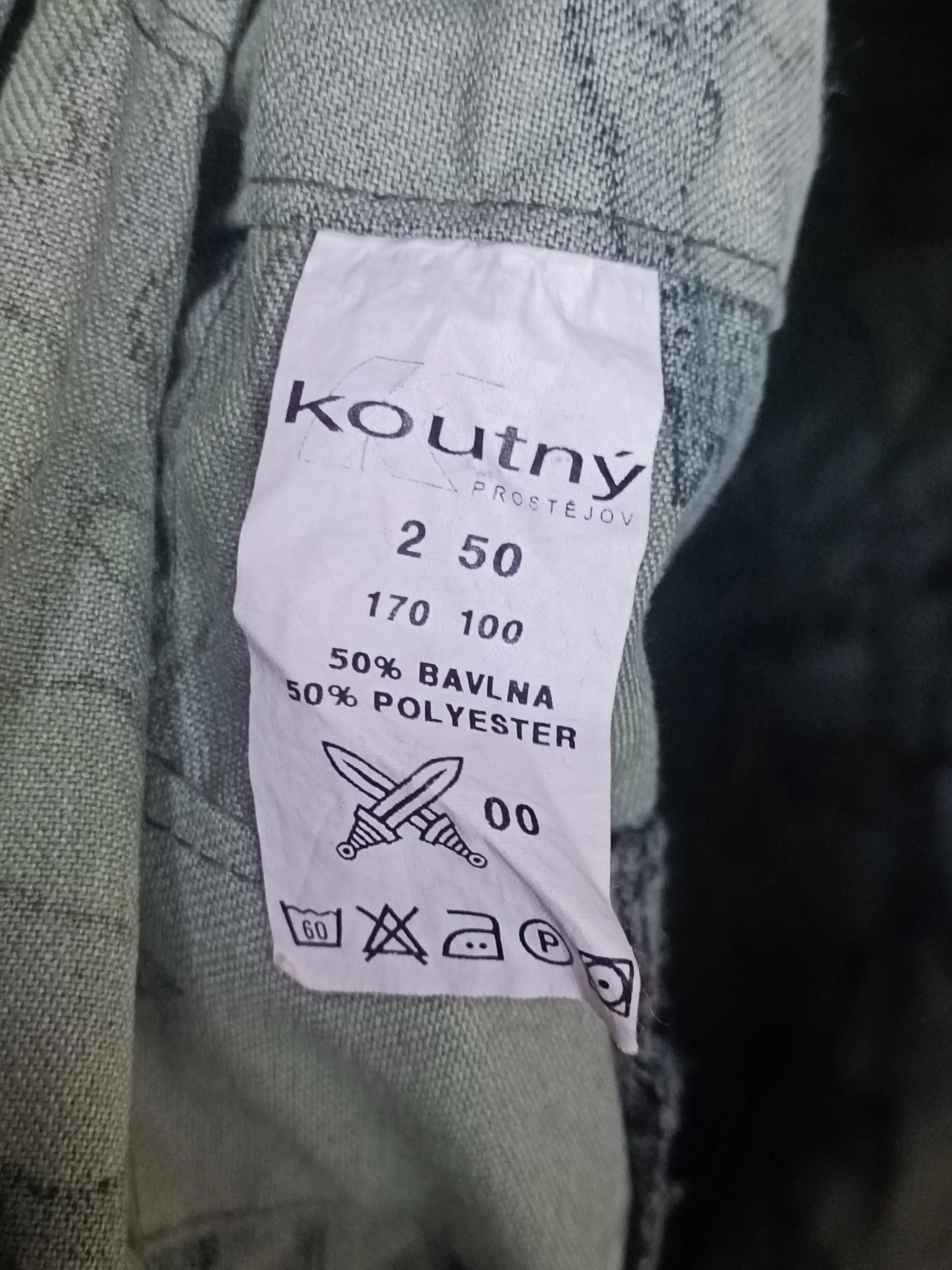 Issued Czech Vz.95 "Leaf" Parka's - Image 7