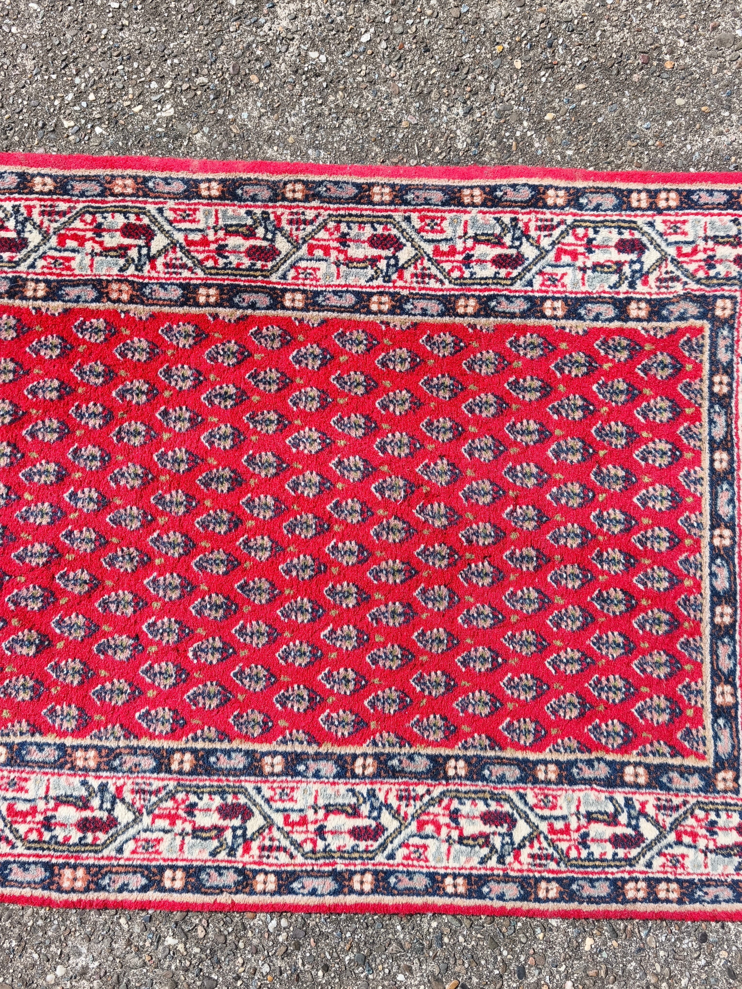 Used Indian Sarough Mir Made Carpet 90x60cm / 2.9x1.9 feet - Image 3