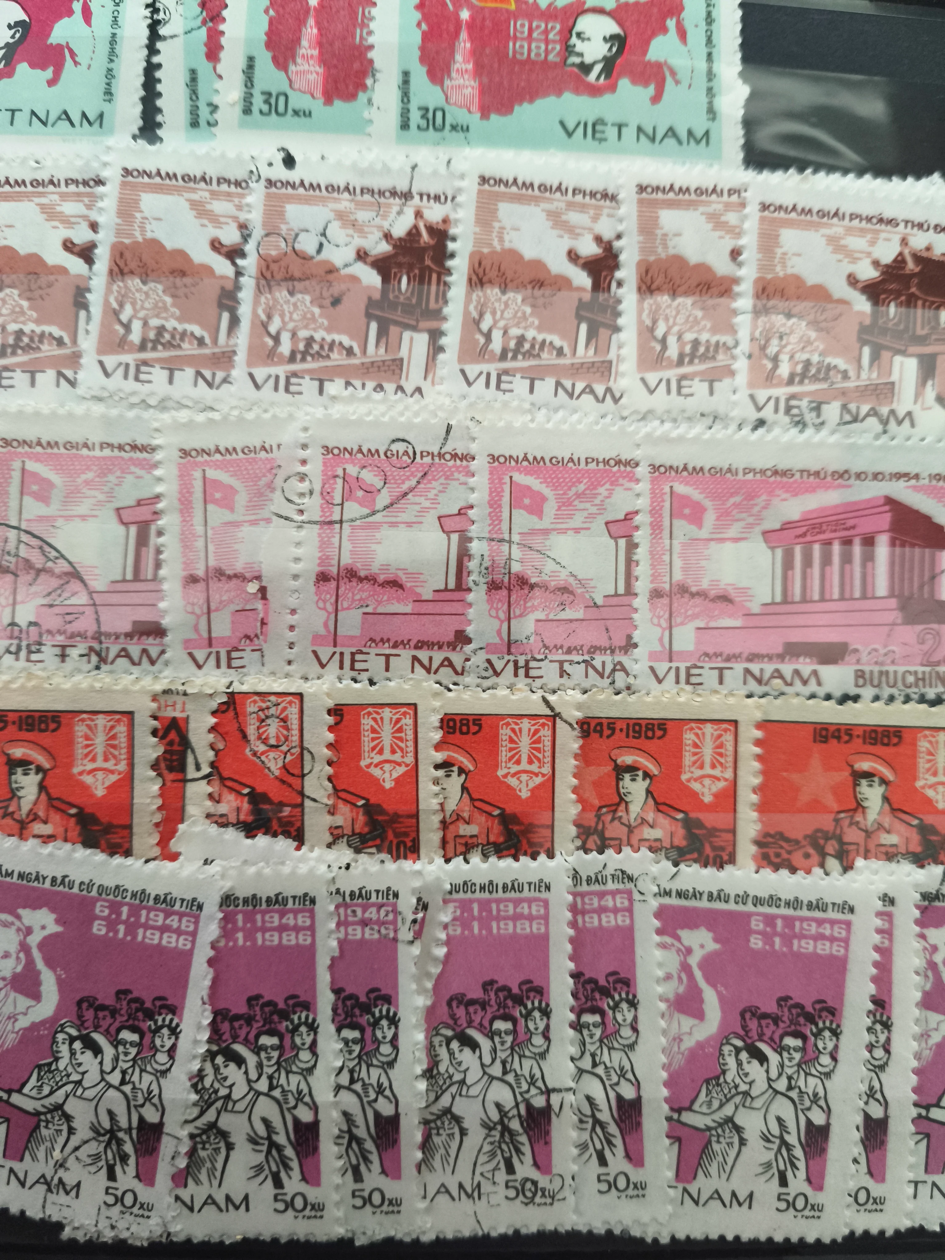 (NEW STOCK) Vietnam - Socialist & Wartime Issue Stamp Set (10 pcs) - Image 5